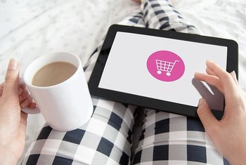 “I waste my entire salary online”: how to overcome the dependence on online shopping